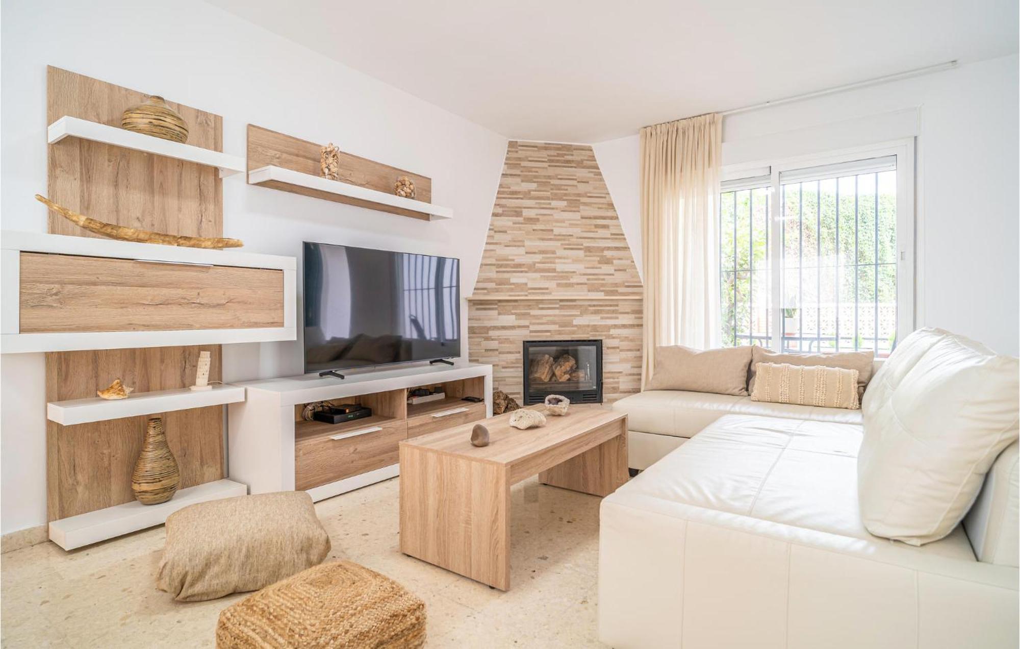 Nice Home In Velez-Malaga With Wifi 외부 사진
